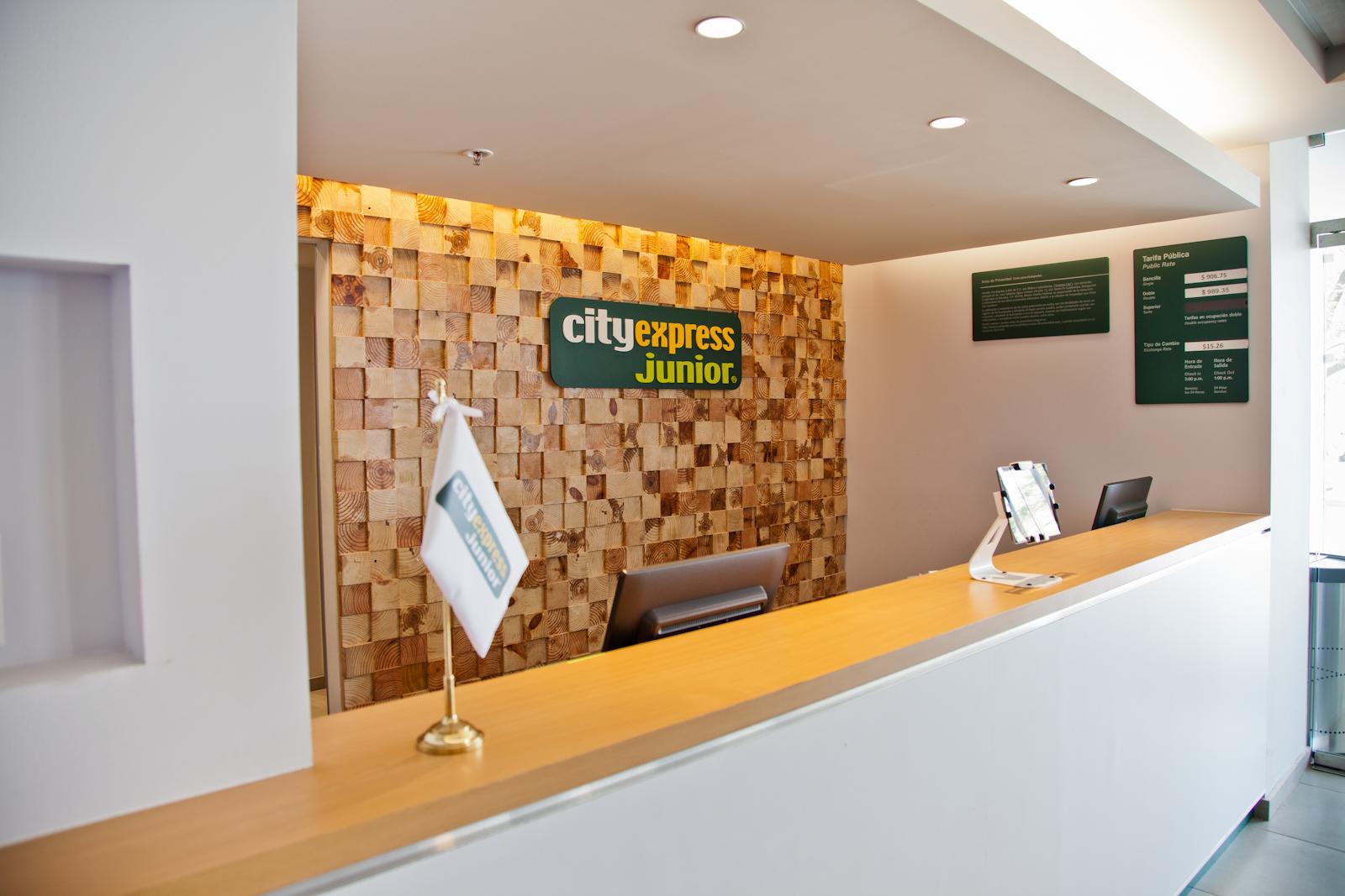 City Express Junior By Marriott Канкун Екстериор снимка