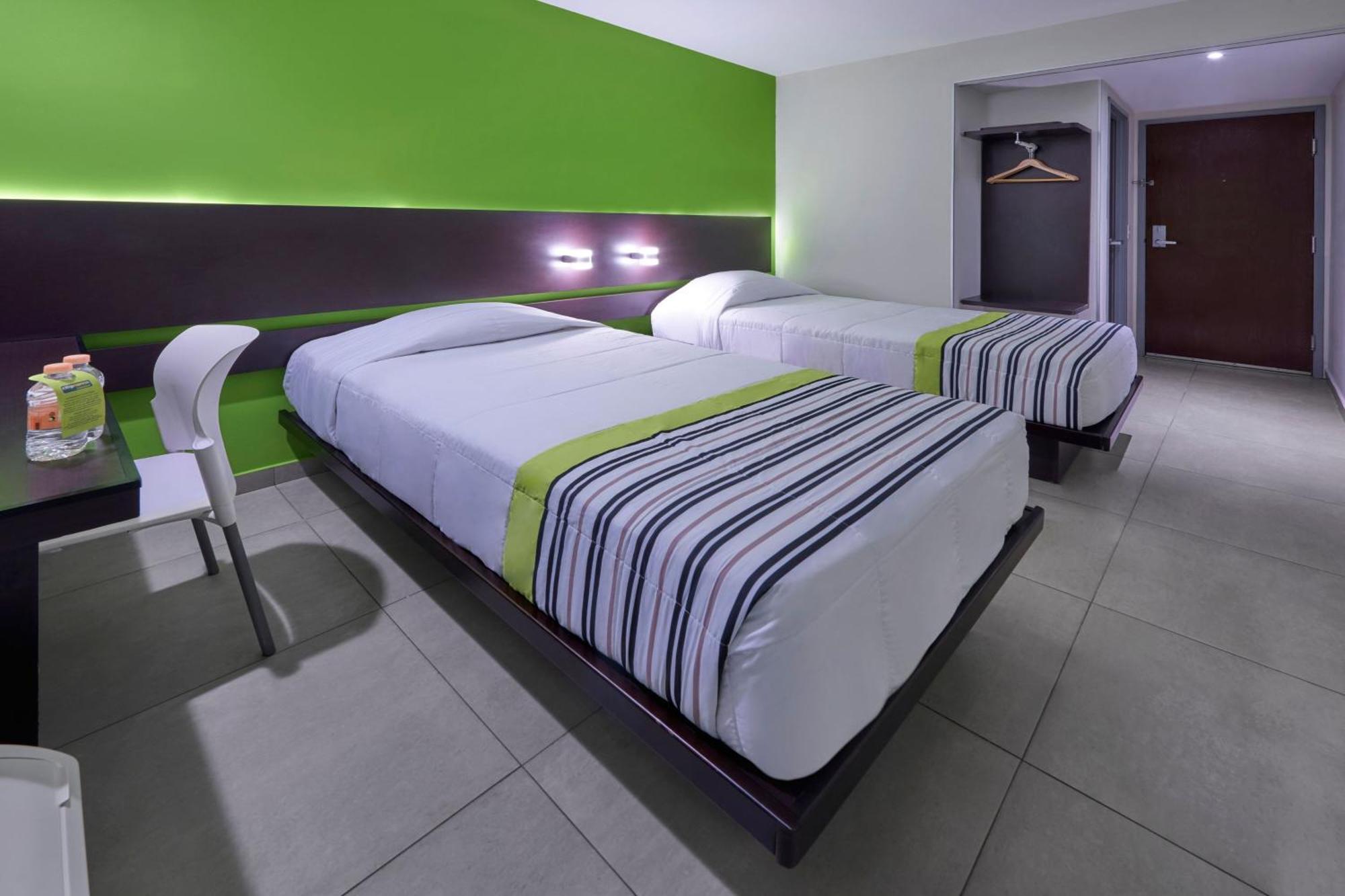 City Express Junior By Marriott Канкун Екстериор снимка